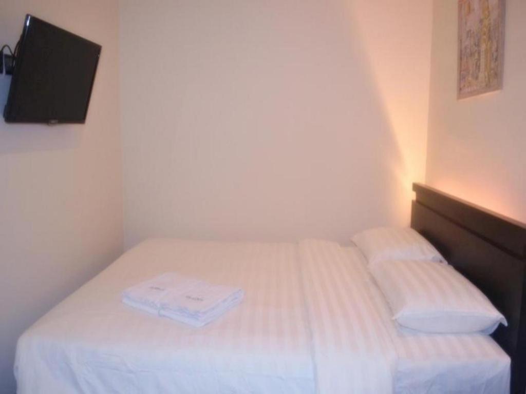 Guardian Family Hotel Sorong Ngoại thất bức ảnh