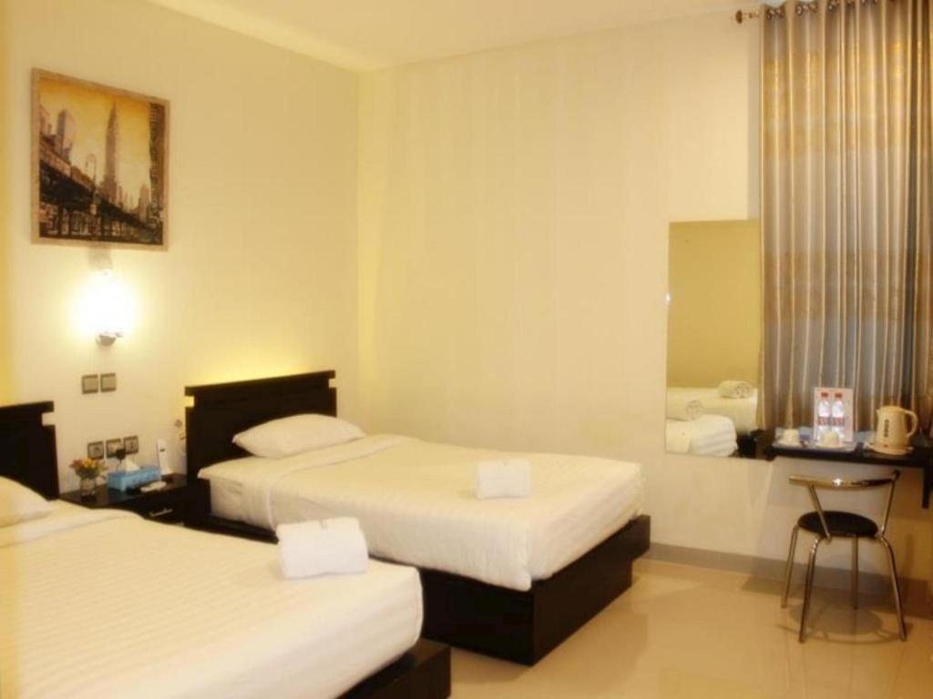 Guardian Family Hotel Sorong Ngoại thất bức ảnh
