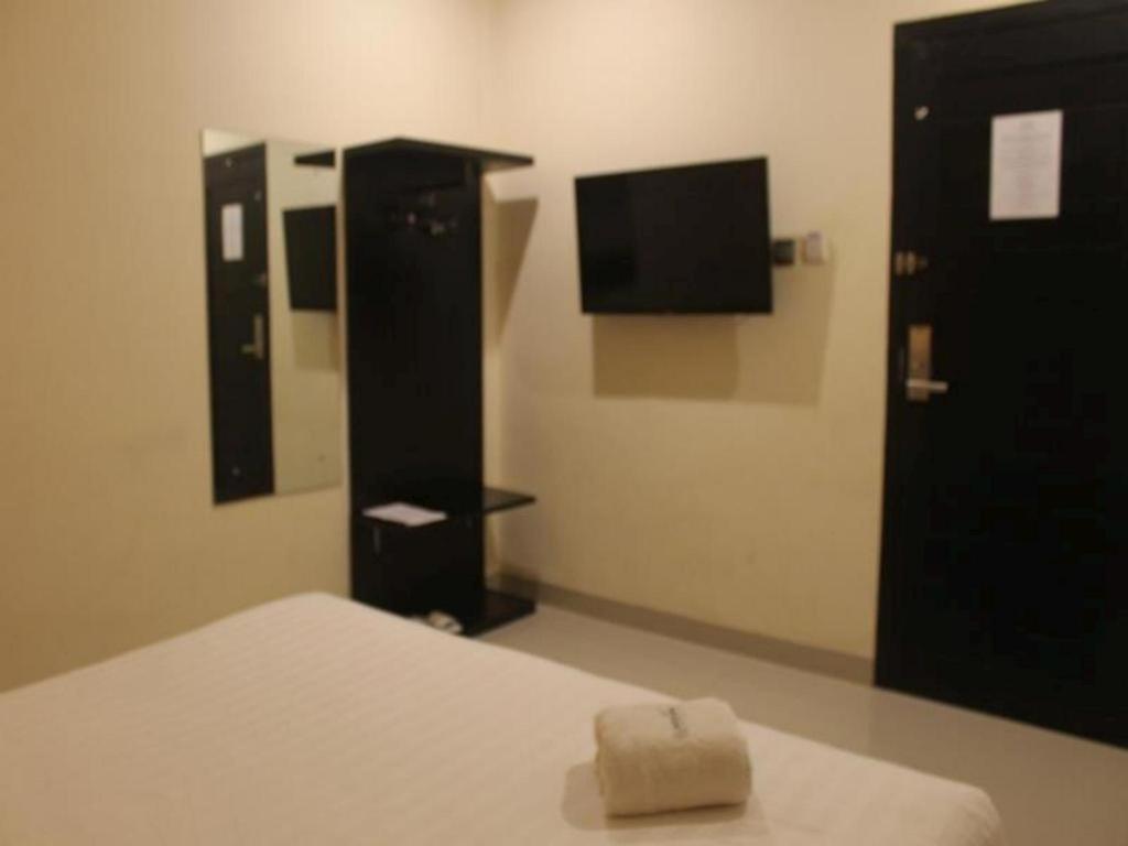 Guardian Family Hotel Sorong Ngoại thất bức ảnh