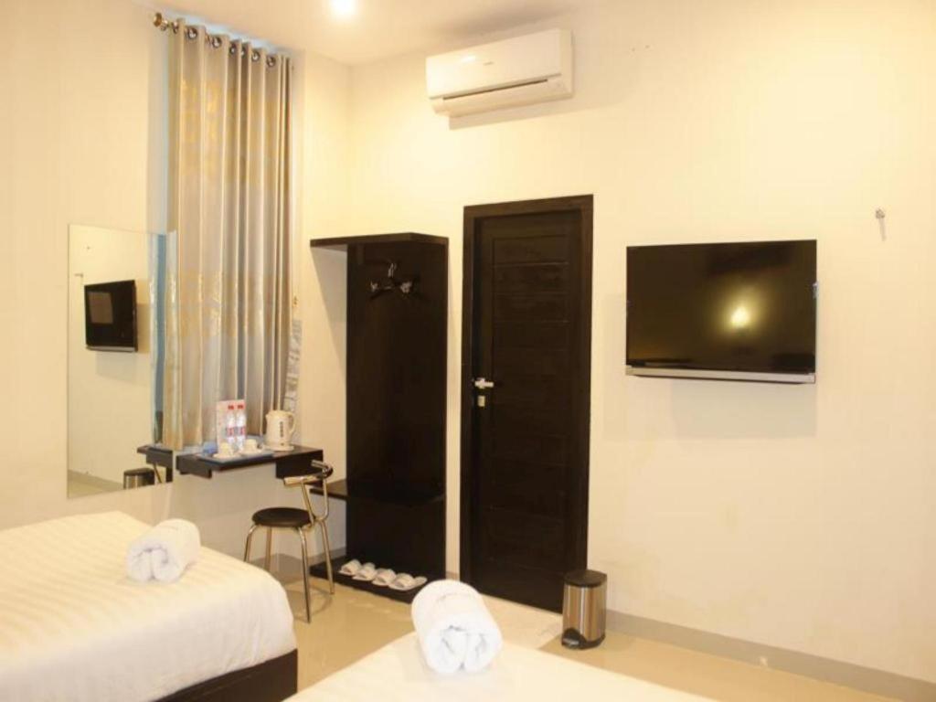 Guardian Family Hotel Sorong Ngoại thất bức ảnh